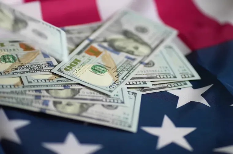 Broj milijunaša u SAD raste dramatično – svaki dan 1.000 ljudi postaje milioner