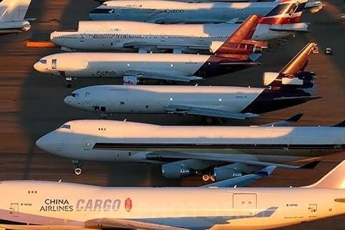 The Telegraph: U Iran stigli misteriozni vojni teretni avioni iz Kine