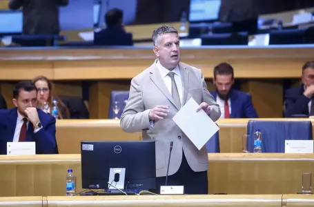 VUKOVIĆ IH POTPUNO RAZOTKRIO: Dodik i njegovi saveznici slave Thompsonovu politiku