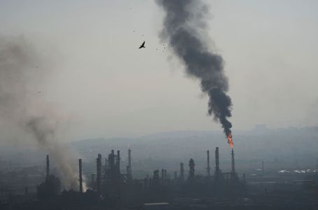 Iranci koji žive u inostranstvu proživljavaju pakao: Pozivaju porodicu, a javlja im se robotski glas