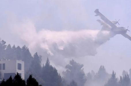 Požar kod Omiša pod kontrolom, vatrogasci ipak upozoravaju: "Očekujemo jaku buru"