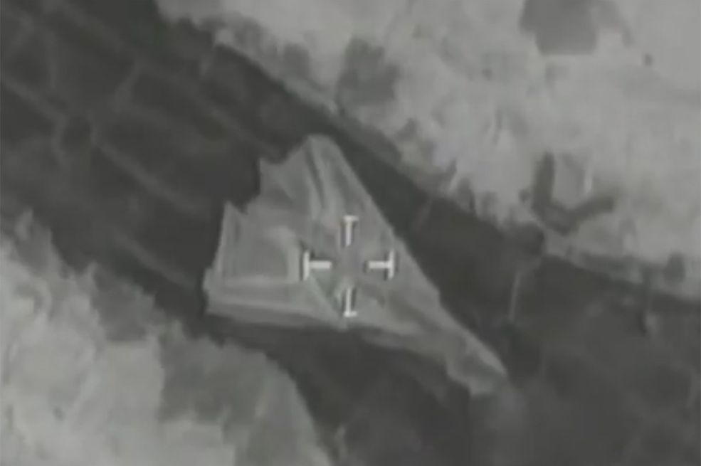 Izraelska vojska: Uništena tri iranska borbena aviona F-14 (VIDEO)