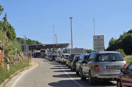 Vukanović čekao četiri sata na granici sa Crnom Gorom pa se oglasio: EVO ŠTA KAŽE