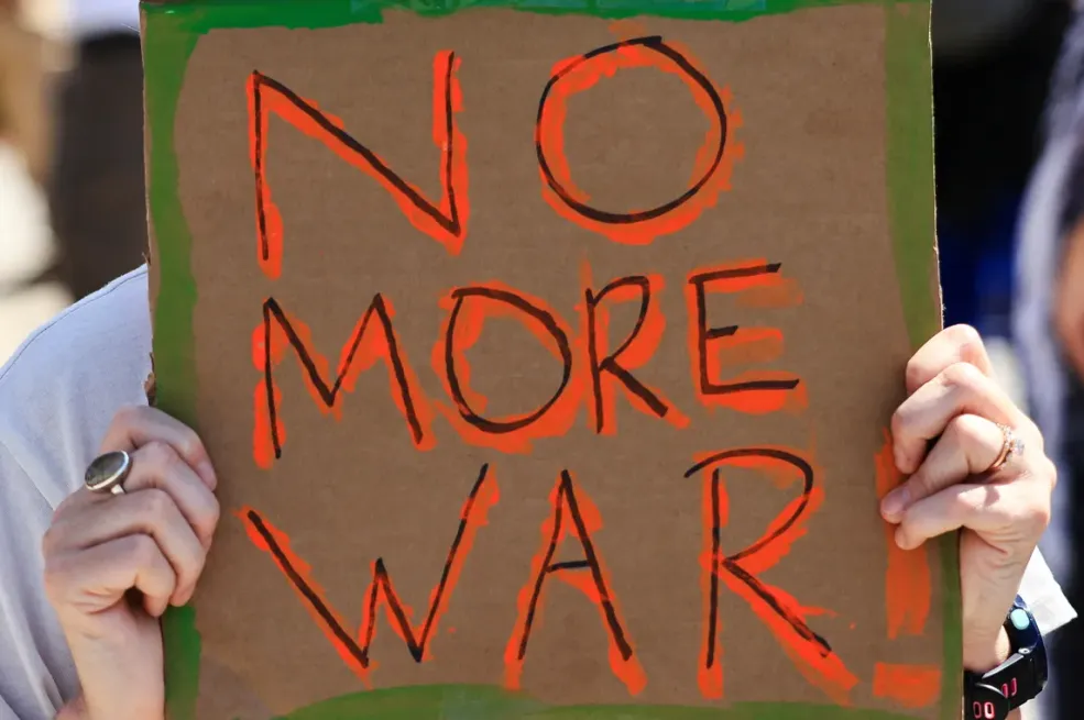 Trump provocira: „Učinimo Iran opet velikim!“ dok tenzije dostižu vrhunac!