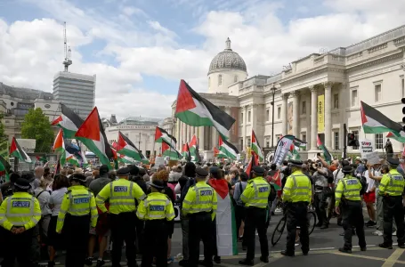 Velika Britanija proglašava Palestine Action terorističkom organizacijom
