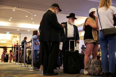 Izrael ponovno otvara svoj zračni prostor