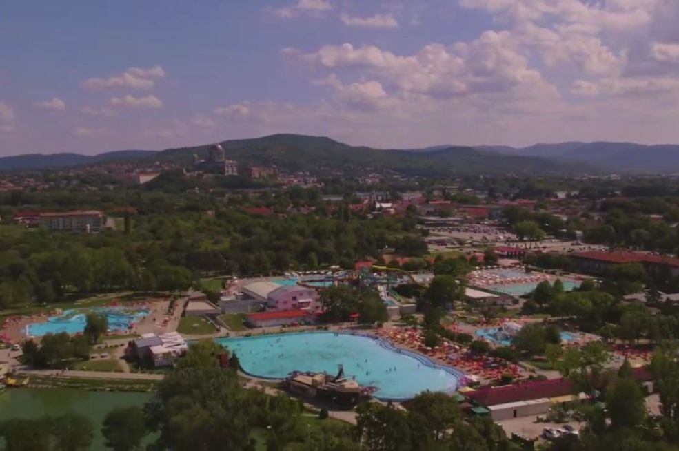 Preminuo dječak (11) nakon kupanja na poznatom kupalištu, sumnja se na "amebu koja jede mozak"