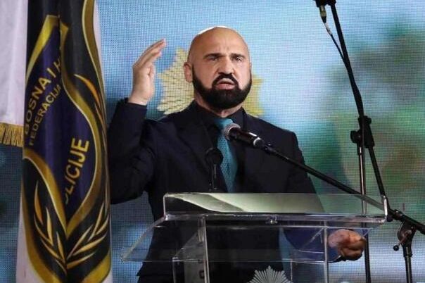 Isak UDARIO direktno na Dodika: “Vrijeme je za KONAČAN odgovor Federacije!”