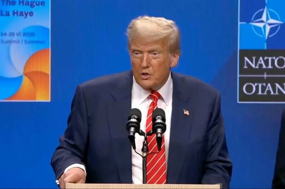 Trump se slomio nakon pitanja ukrajinske novinarke: PREBLIJEDIO, nikad ga nismo vidjeli ovakvog