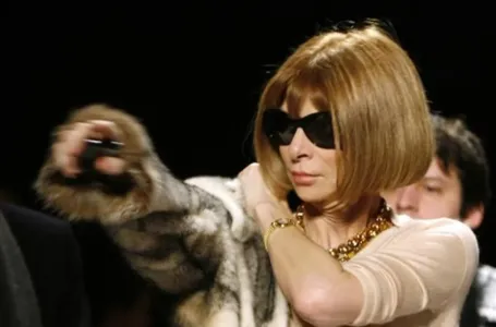 Kraj jedne ere: Anna Wintour napušta čelo Voguea nakon četiri decenije