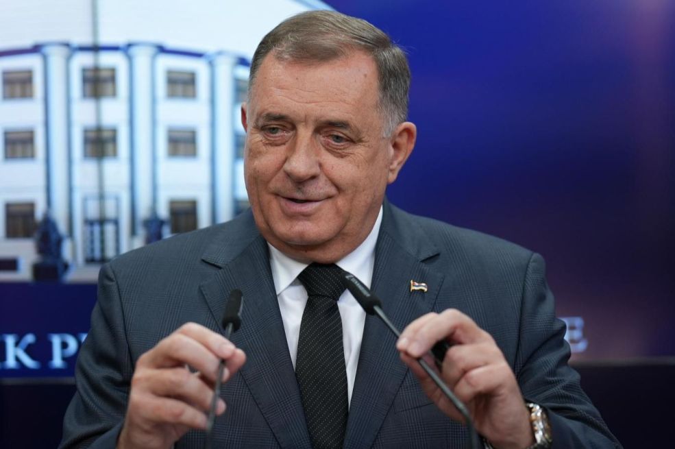 Dodik: Godišnjicu genocida u Srebrenici ne organiziraju državni organi nego "muslimanska strana"