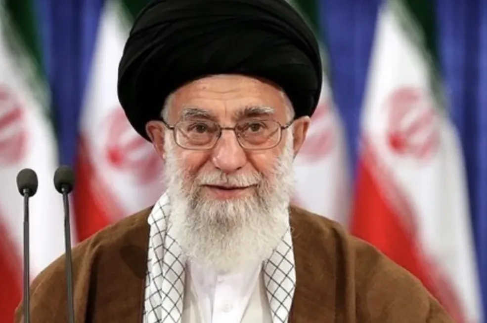 Ajatolah Hamnei poručio Americi: "Nikada se nećemo predati"