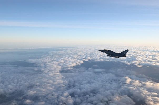 Uzbuna u NATO-u: Dignuti borbeni avioni