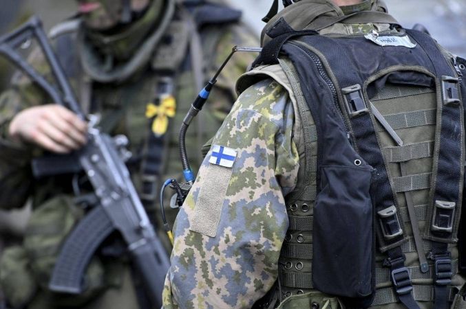 STRAHUJU OD NAPADA RUSIJE: Postavljaju se kilometri bodljikave žice i nadzorne kamere duž granice