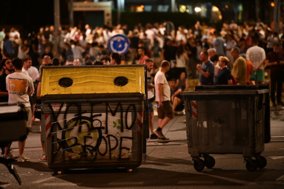 Šta se dešava jutro poslije blokada raskrsnica širom Srbije: Policija hapsi građane u...