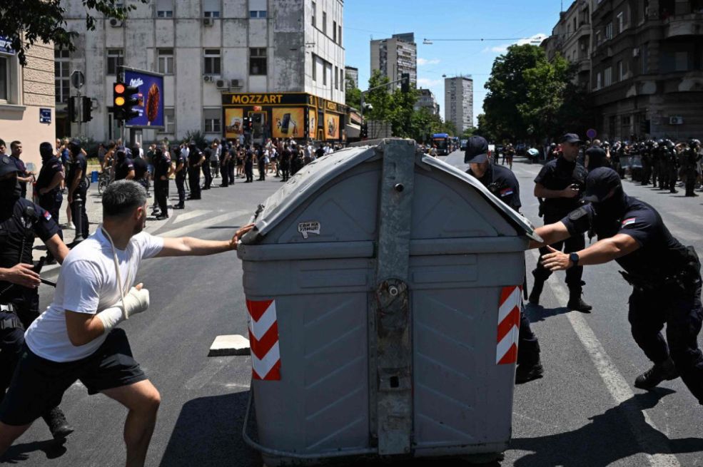 Srbija na nogama, nova strategija blokada potpuno zbunila policiju