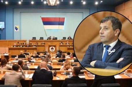 SNSD srušio sjednicu o javnim preduzećima