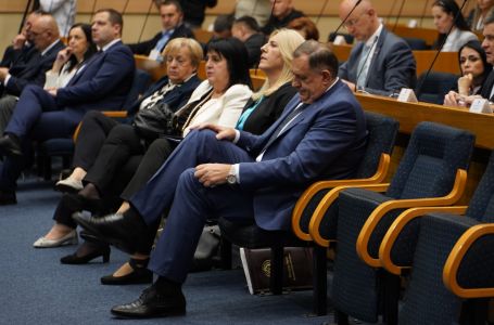 Zašto se SNSD plaši rasprave o javnim preduzećima: U dvije kompanije gubitak veći od pola milijarde