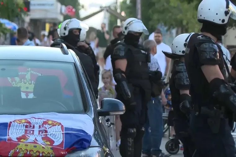 Autoprijevoznik, koji je besplatno vozio studente, pokušao nauditi sebi