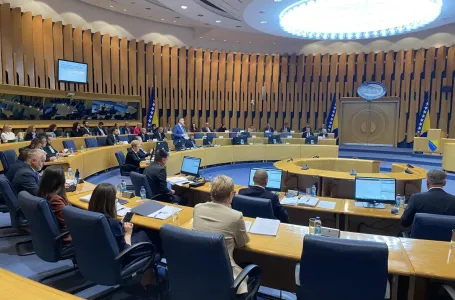 Hitna sjednica Doma naroda PSBiH 17. jula: Smjene kadrova SNSD-a i važni zakonski prijedlozi!