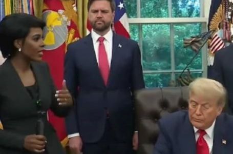 Trampov komentar novinarki zgrozio društvene mreže: "Kao neugodni djed koji flertuje"