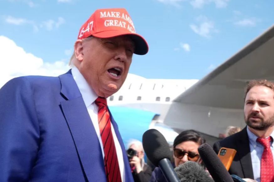 Tramp najavio tužbu protiv CNN-a: "Ovo je kao u nacističkoj Njemačkoj"