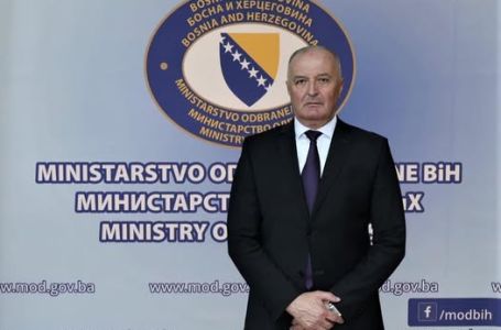 Helez najavio: Radi se na formiranju rezervnog sastava Oružanih snaga BiH sa 5.000 rezervista