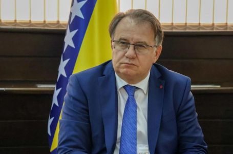 Nikšić pozdravio odluke visokog predstavnika