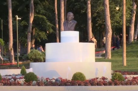 Srpskom političaru Palmi podignut spomenik: REAKCIJE NE PRESTAJU, EVO I ZAŠTO