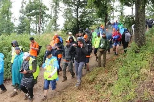 Učesnici Marša mira prošli najtežu dionicu puta: Uprkos lošem vremenu, uspješno se spustili sa Udrča