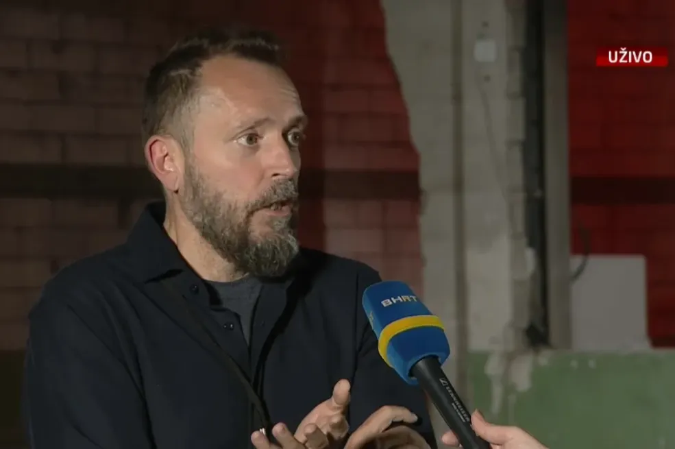 Bursać: Onaj ko stavi veći plakat ratnog zločinca ima veće šanse da pobijedi na izborima