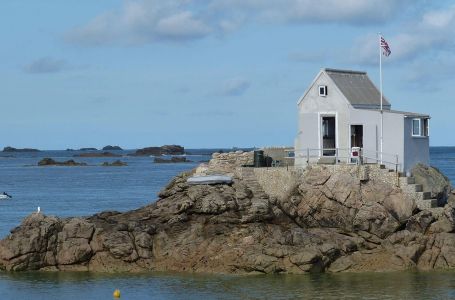 Gdje su Kanalska ostrva na kojima je račun "Viaducta"