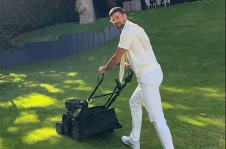 Đoković kosi travu i pjeva: "Kosi tata, kosim ja" (VIDEO)