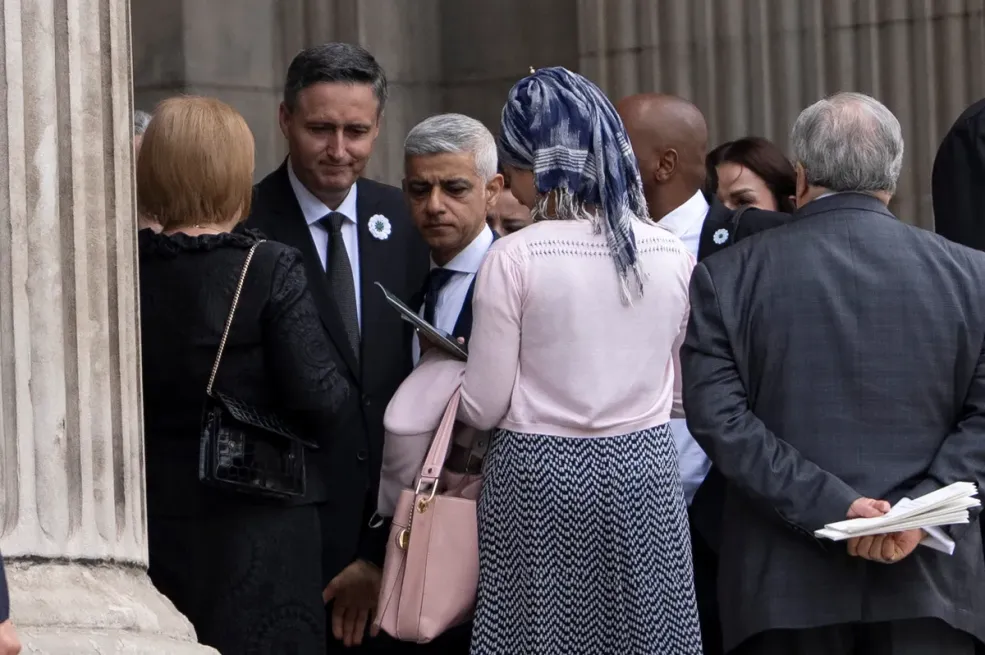 Bećirović podijelio šokantnu naslovnicu tabloida iz Srbije, pogledajte šta su objavili