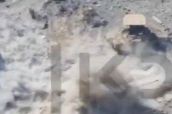 Nevjerovatni prizor iz Gaze: Palestinski borac samostalno napao izraelske tenkove