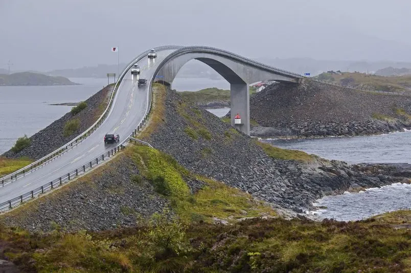 Čudo gradnje: Ovu cestu po kiši znaju prijeći samo najiskusniji vozači