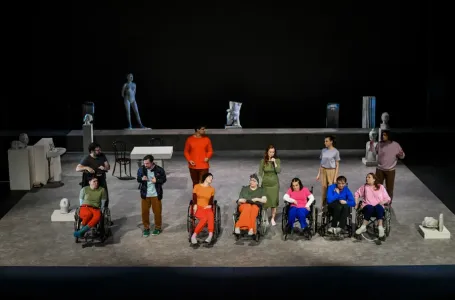 Haris Pašović sa predstavom „Svijet mogućnosti“ na 39. Festivalu Grad teatar