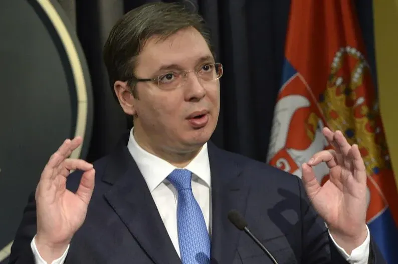 VJEROVALI ILI NE: Vučić će pomilovati djevojku koja je autom udarila studenticu na protestu