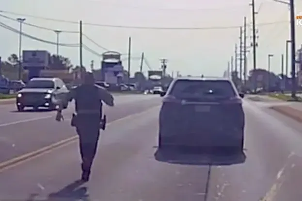 Heroj iz Missourija: Policajac spasio život vozaču koji je doživio srčani udar