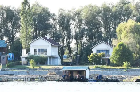 Ruši se najpoznatija vikendica u Srbiji: Bespravno zidana, ali vlasniku ide odšteta od države