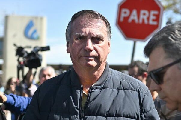 Bolsonaro pod elektronskim nadzorom: Srušeni lider sada zatvoren u vlastitom domu!