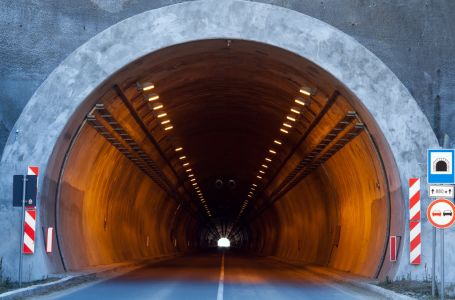 Srbija otvorila autoput kroz nestabilno brdo! Inženjeri odbili da potpišu – gdje su doktori?