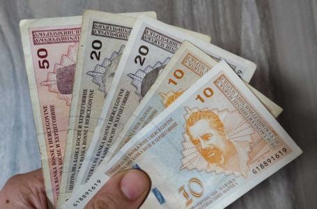 Otkriveno koliko građana u Srbiji ima prekomerne prihode