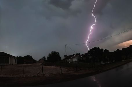JEZIVA SVJEDOČANSTVA MJEŠTANA: Đorđija Mihailovića danas usmrtio grom, njegov brat doživio jezivu...