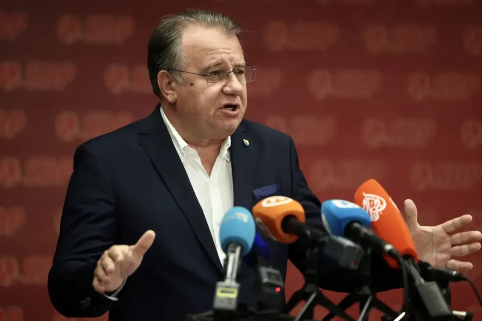 SDP: “Penzionerima ide skoro milijarda KM – nikad viđeno u FBiH!”