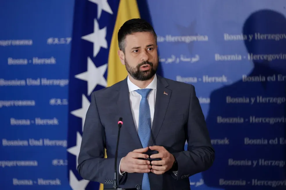 Amidžić upozorava: Nema banke koja će prebaciti novac "Viaductu" na Kanalska ostrva!