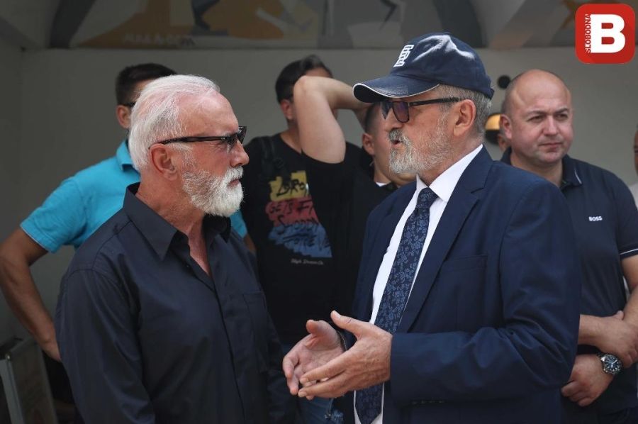 POSLJEDNJE ZBOGOM VELIKOM GLUMCU: Brojni građani i javne ličnosti oprostili se od Josipa Pejakovića