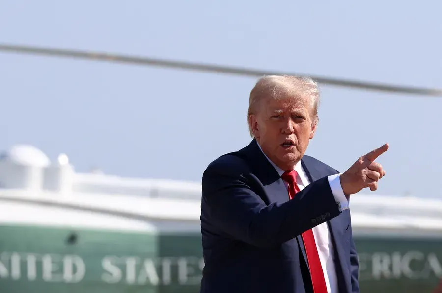 Trump u Škotskoj pod teškom policijskom prismotrom dok protesti jačaju