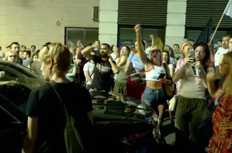 Zbor Užice: Protest ispred adresa funkcionera kao upozorenje funkcionalerima