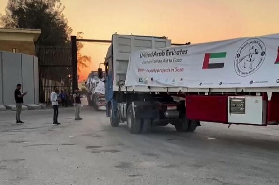 IZRAELCI KONAČNO DOZVOLILI PROLAZ: U Gazu ušlo oko 100 kamiona s humanitarnom pomoći